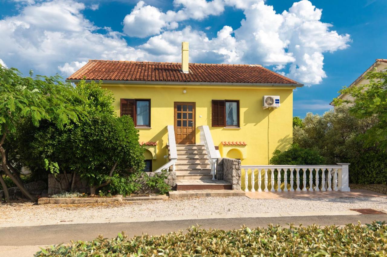 Apartment Drago *Cosy & Close To The Beach! Krk Town Exterior photo