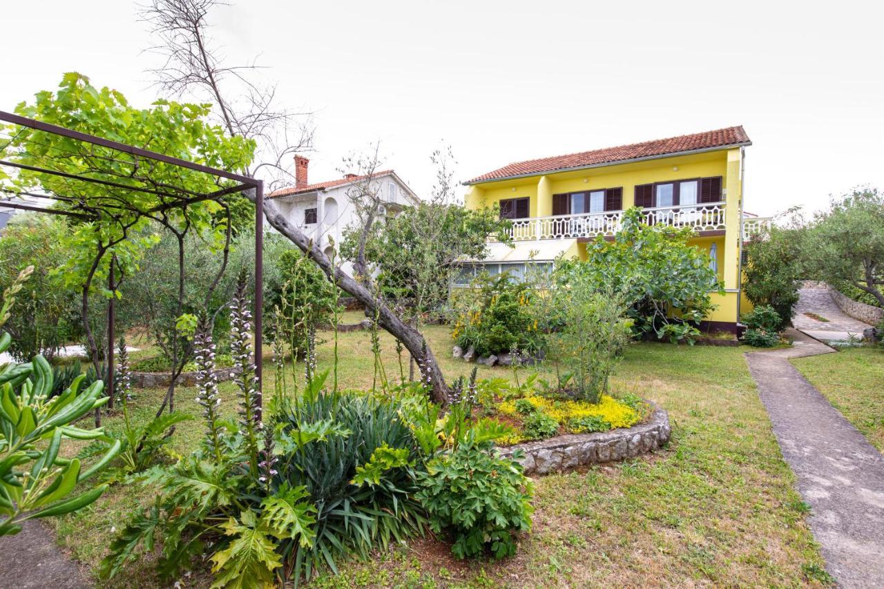 Apartment Drago *Cosy & Close To The Beach! Krk Town Exterior photo