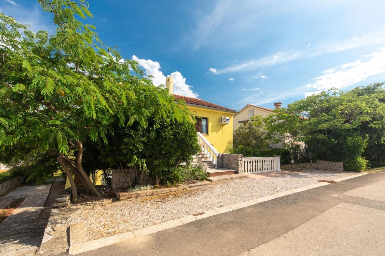 Apartment Drago *Cosy & Close To The Beach! Krk Town Exterior photo